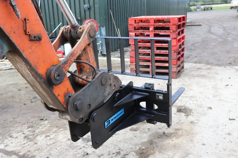 PF4 Heavy Duty Excavator Pallet Forks - 3 to 6 Tonne Excavator - Image 5