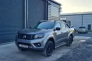 Nissan Navara N-Guard 2.3 Double cab pickup - 2018 truck 4x4 automatic
