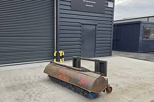 Skidsteer Sweeper Brush, to suit Bobcat mounting plate