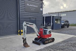 Takeuchi TB210R Micro Digger 1.2 ton, 2016, *LOW HOURS* 1.5 2 ton, - SKU 2192