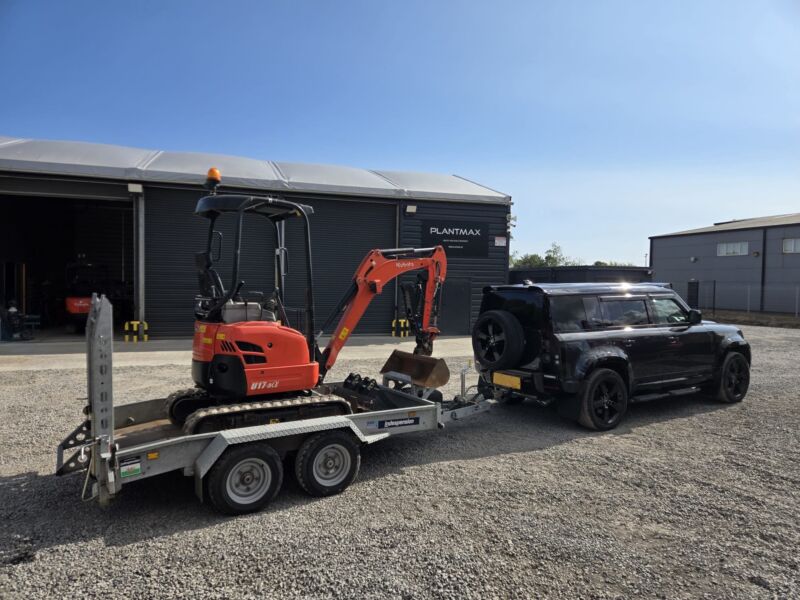Image for the Tweet beginning: Kubota U17 with new hydraulic