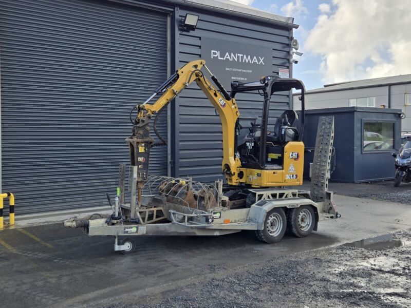 Image for the Tweet beginning: *NEW STOCK*
 
Clean CAT 301.5’s